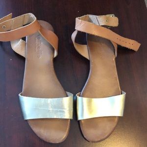 Mariella 8 Leather Gold Tan Italian Flat Sandals